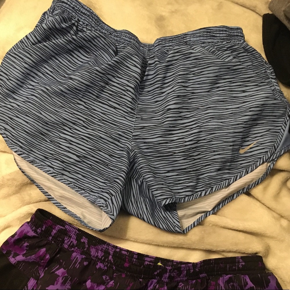 Nike running shorts size medium